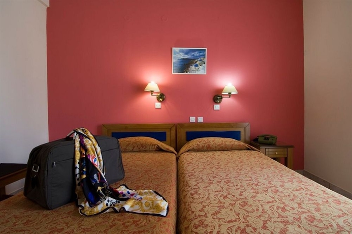 Imagen de la habitación del Hotel Carolina, Atenas. Foto 6