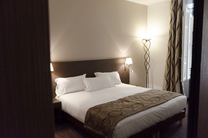 Imagen de la habitación del Hotel Carolina, Cannes. Foto 6