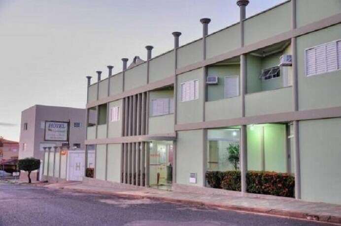 Imagen general del Hotel Carolina Ii. Foto 4