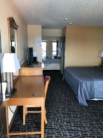 Imagen de la habitación del Hotel Carolina Inn And Suites Of Lake Norman. Foto 6
