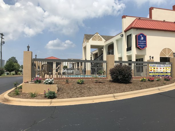 Imagen general del Hotel Carolina Inn And Suites Of Lake Norman. Foto 1