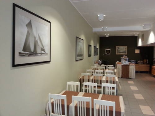 Imagen del bar/restaurante del Hotel Carolina, Parnu. Foto 2