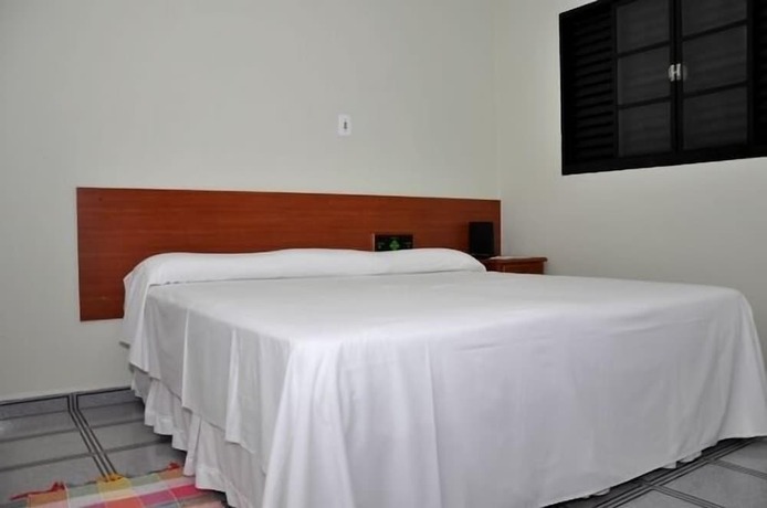Imagen de la habitación del Hotel Carolina Plaza. Foto 27