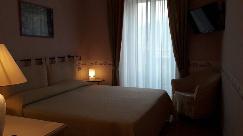 Imagen de la habitación del Hotel Caroline, Ardena. Foto 10