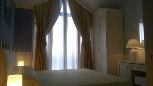 Imagen general del Hotel Caroline, Brusimpiano. Foto 1