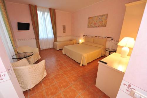 Imagen de la habitación del Hotel Caroline, Brusimpiano. Foto 9