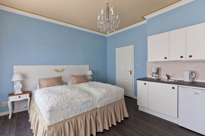 Imagen de la habitación del Hotel Caroline Old Town Square. Foto 4