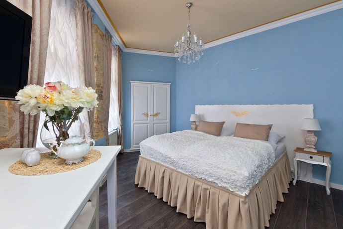 Imagen general del Hotel Caroline Old Town Square. Foto 1