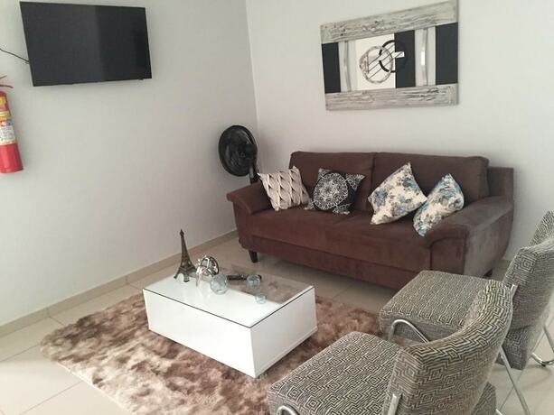 Imagen general del Hotel Caroline, Teresina. Foto 3