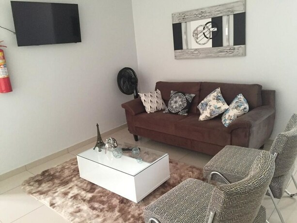 Imagen de los interiores del Hotel Caroline, Teresina. Foto 38