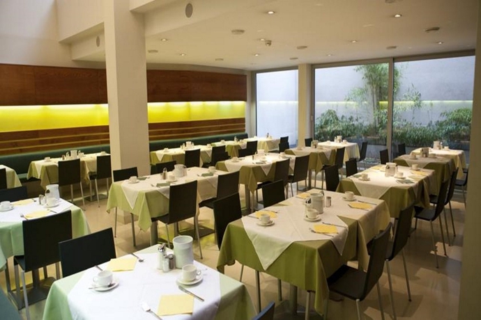 Imagen general del Hotel Caroline, Viena. Foto 6