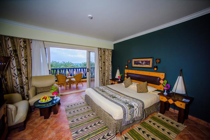 Imagen de la habitación del Hotel Carols Beau Rivage. Foto 14