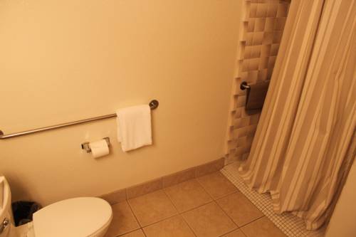 Imagen de la habitación del Hotel Carousel Beach Inn. Foto 12