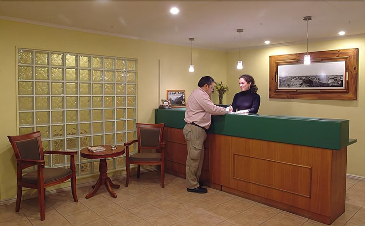 Imagen de los interiores del Hotel Carpa Manzano. Foto 17