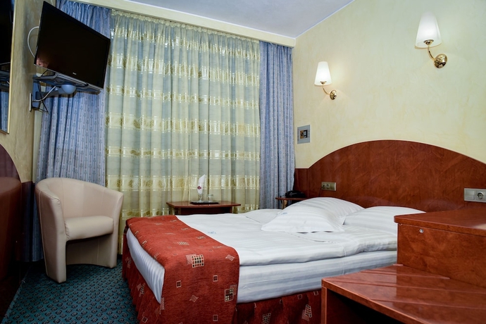 Imagen de la habitación del Hotel Carpati Baia Mare. Foto 7