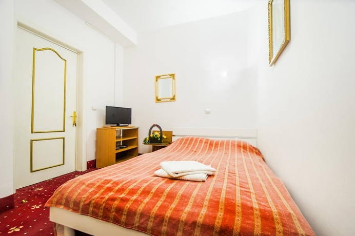 Imagen de la habitación del Hotel Carpati. Foto 3