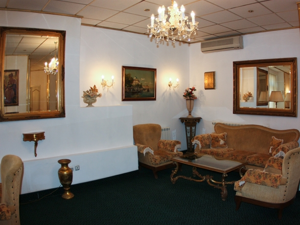 Imagen de la habitación del Hotel Carpati. Foto 3