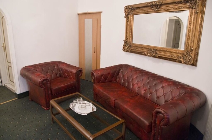 Imagen de la habitación del Hotel Carpati. Foto 10