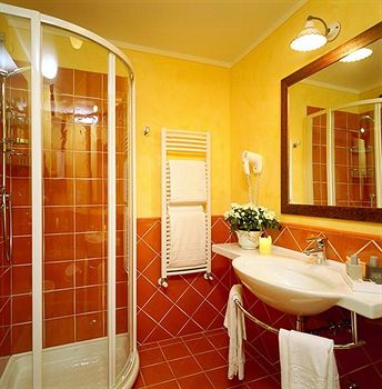 Imagen de los interiores del Hotel Carpe Diem, S&egrave;n Jan. Foto 12
