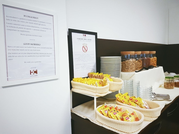 Imagen del bar/restaurante del Hotel Carpi. Foto 5