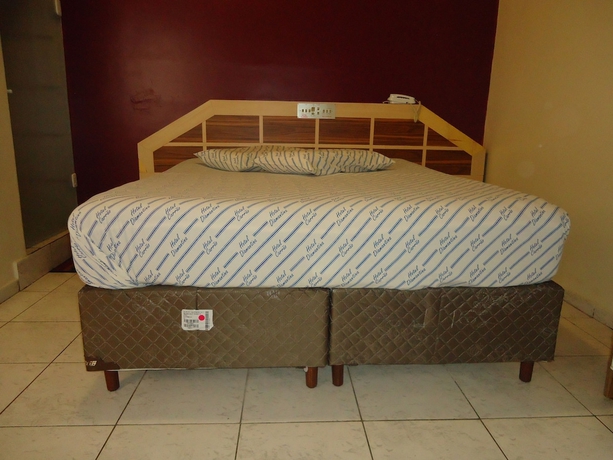 Imagen de la habitación del Hotel Carrao. Foto 4