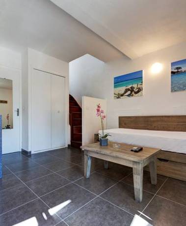 Imagen de la habitación del Hotel Carre Noir. Foto 4