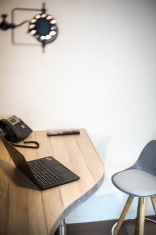 Imagen de la habitación del Hotel Carré Pau Airport Hôtel. Foto 5