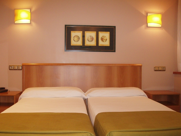 Imagen de la habitación del Hotel Carreño. Foto 16