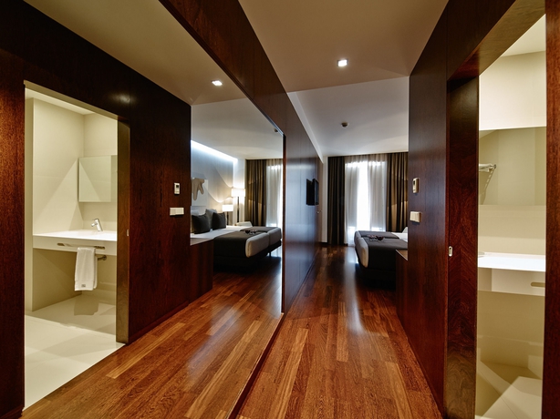 Imagen de la habitación del Hotel Carr&iacute;s Cardenal Quevedo. Foto 9