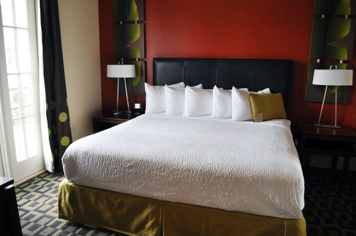 Imagen de la habitación del Hotel Carriage House. Foto 12