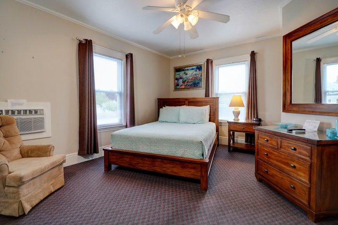 Imagen de la habitación del Hotel Carriage House Motel Cottages and Suites. Foto 5
