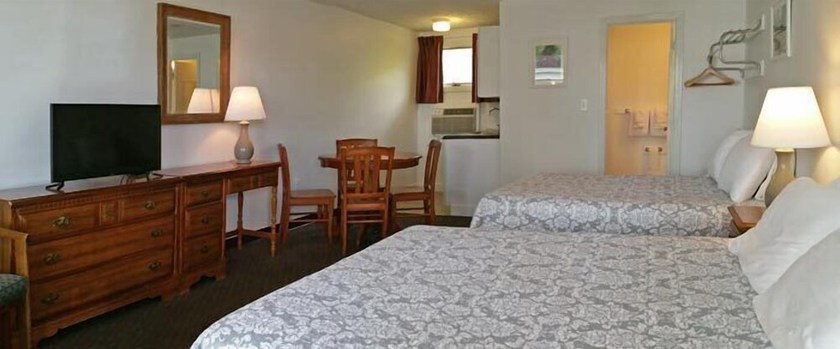 Imagen de la habitación del Hotel Carriage House Motel Cottages and Suites. Foto 15