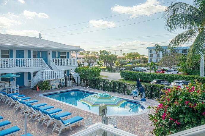 Imagen general del Hotel Carriage House Resort Motel. Foto 2