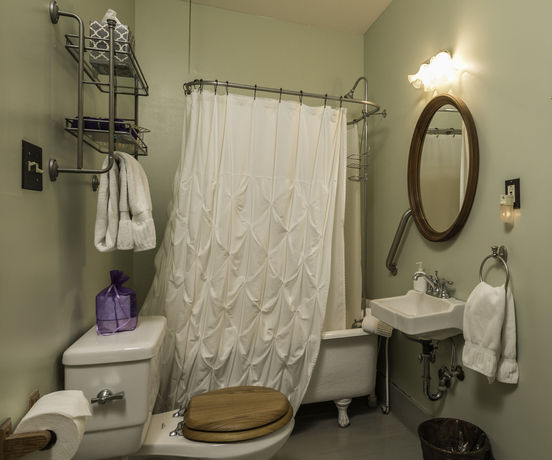 Imagen de los interiores del Hotel Carriage Way Inn. Foto 15
