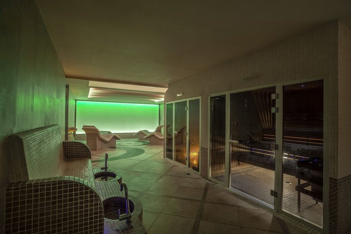 Imagen de la piscina del Hotel Carrickdale Hotel And Spa. Foto 17