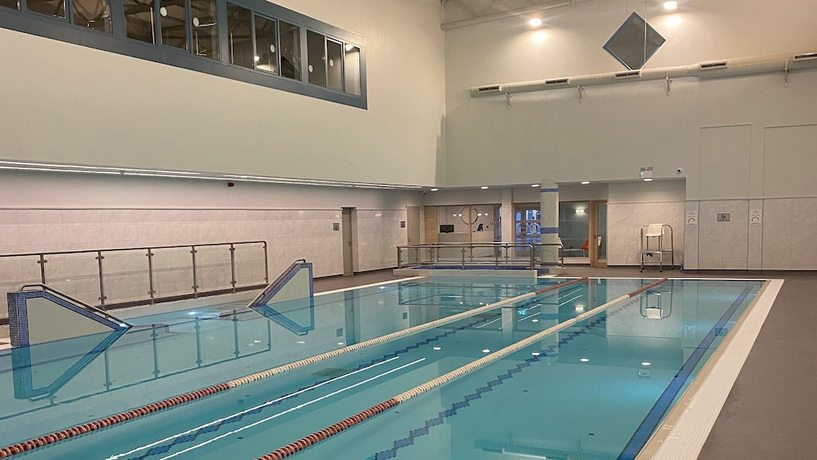 Imagen de la piscina del Hotel Carrigaline Court And Leisure Centre. Foto 20
