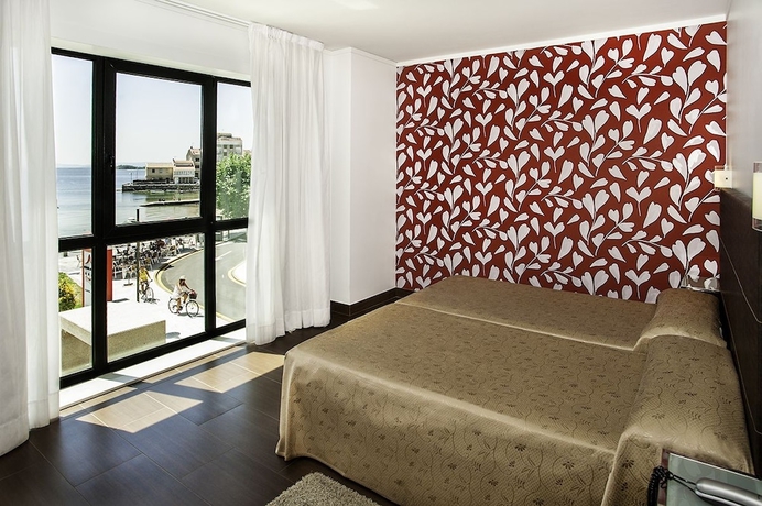 Imagen de la habitación del Hotel Carril. Foto 7