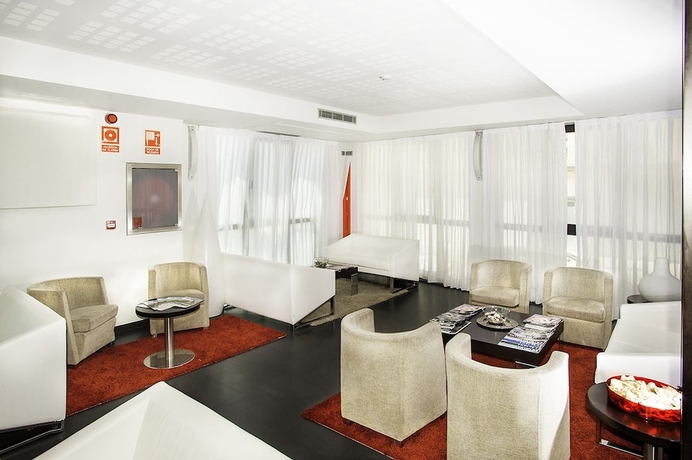 Imagen del bar/restaurante del Hotel Carril. Foto 2