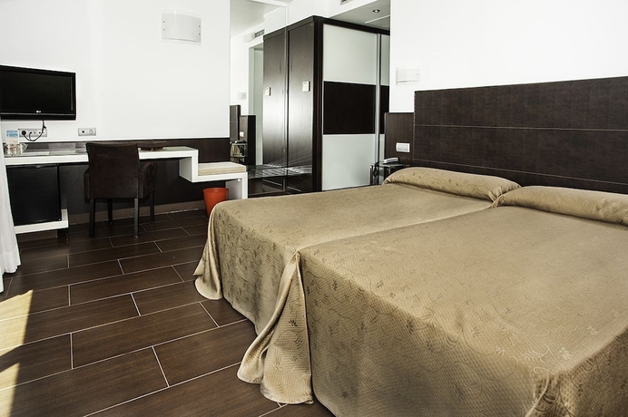 Imagen de la habitación del Hotel Carril. Foto 11