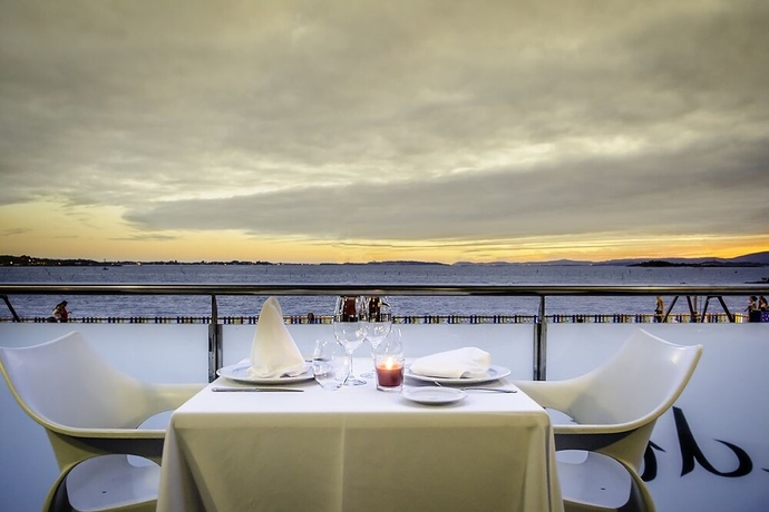 Imagen de la habitación del Hotel Carril. Foto 14