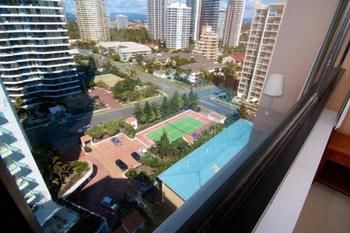 Imagen de los exteriores del Hotel Carrington Court. Foto 10