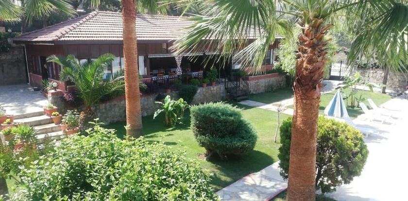 Imagen general del Hotel Carrington Suites. Foto 2