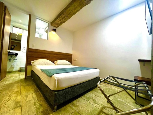 Imagen de la habitación del Hotel Carriqui Underground. Foto 4