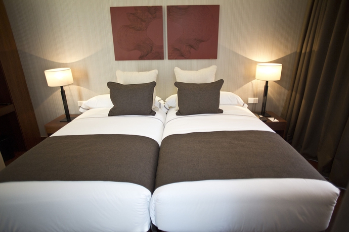 Imagen de la habitación del Hotel Carris Ribeira. Foto 13