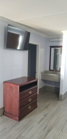 Imagen general del Hotel Carrizo Executive Inn. Foto 3