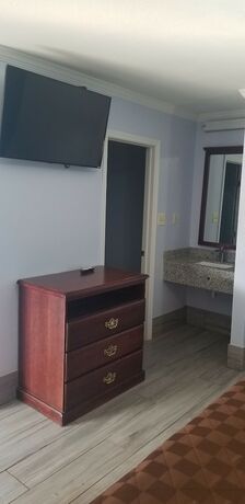 Imagen general del Hotel Carrizo Executive Inn. Foto 6