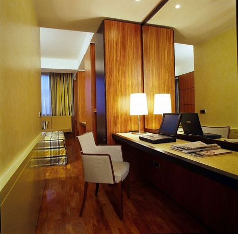 Imagen de la habitación del Hotel Carrobbio. Foto 8