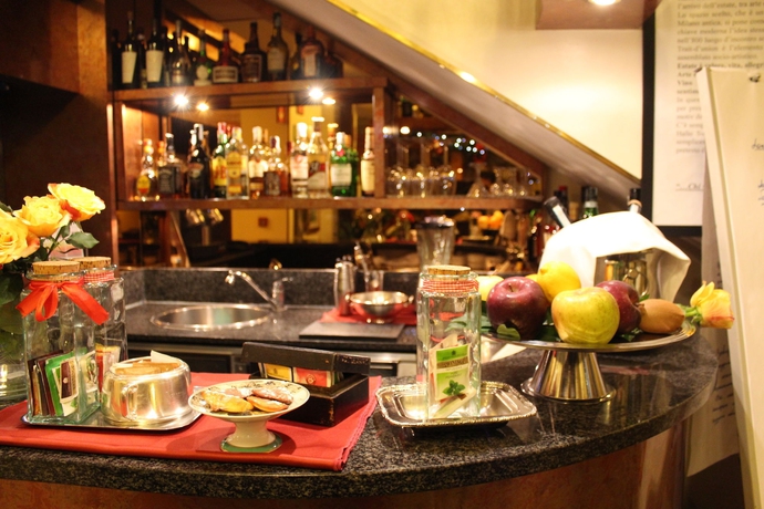 Imagen del bar/restaurante del Hotel Carrobbio. Foto 1