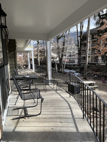 Imagen de la habitación del Hotel Carr\'s Northside Motel and Cottages. Foto 4