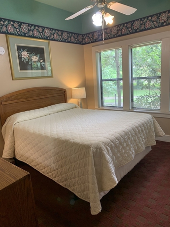 Imagen de la habitación del Hotel Carr\'s Northside Motel and Cottages. Foto 19